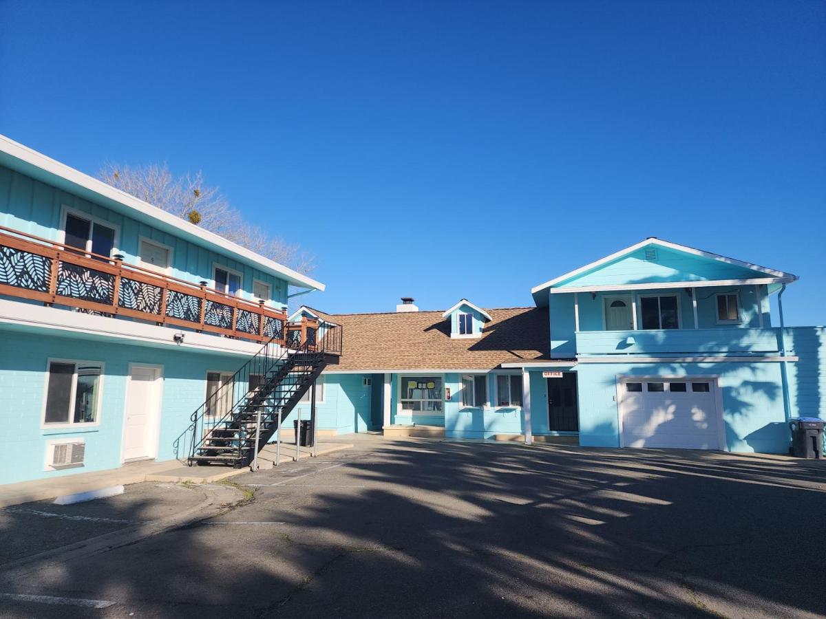 Lake Front Resort 레이크포트 외부 사진