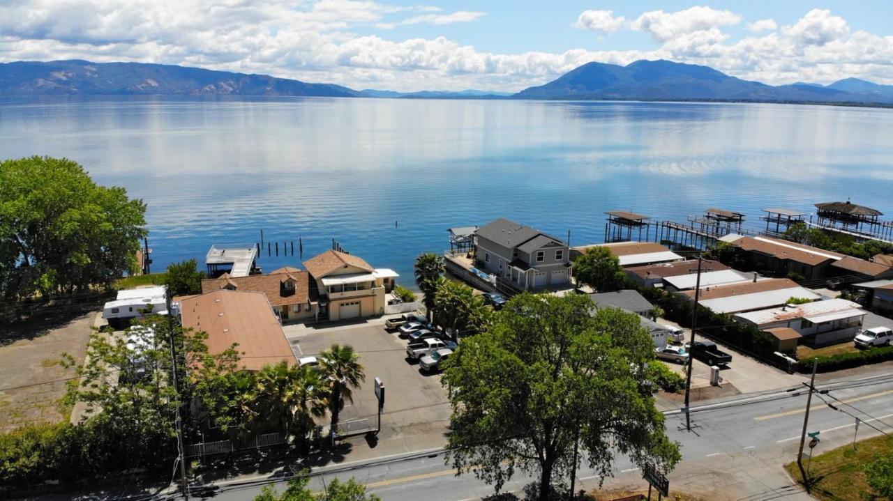 Lake Front Resort 레이크포트 외부 사진