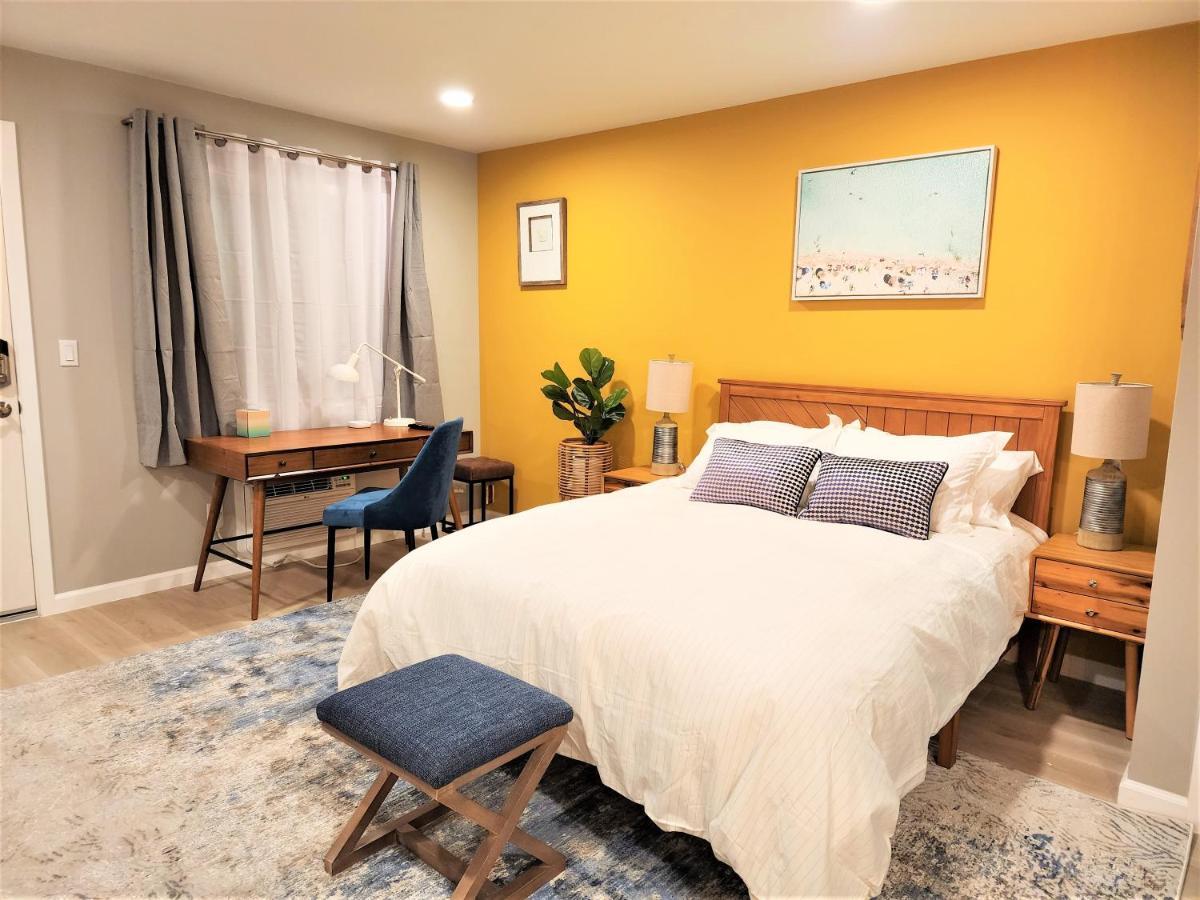 Lake Front Resort 레이크포트 외부 사진